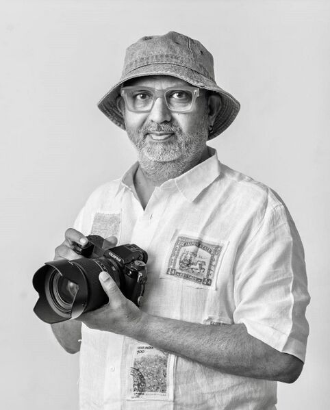 File:Sanchayan-11 Image 23 Vivek Desai.jpg